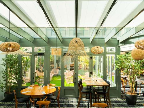 Restaurant Mercure.jpg